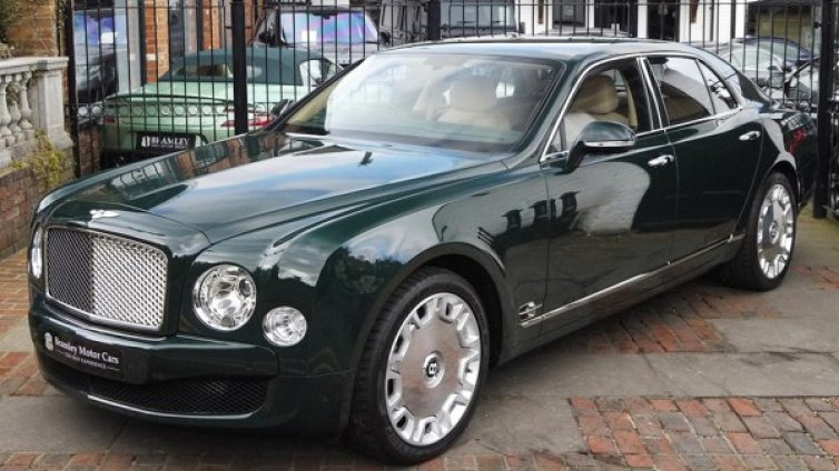 Продават Bentley-то на кралица Елизабет II