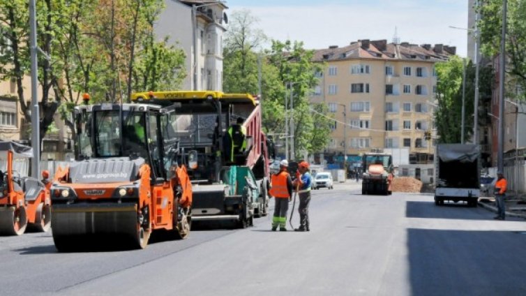 Летните тапи: Отпушиха Попа, но затварят "Прага"