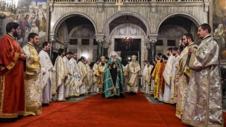 Празник на майчинството е! Честита Света Анна