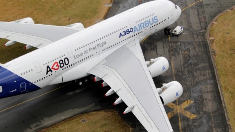 Край! Airbus спира от производство "Суперджъмбо" A380 