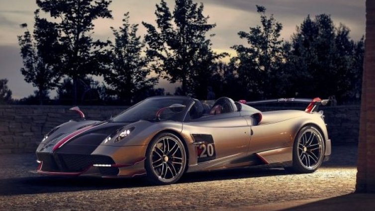 Pagani представи нов шедьовър за над 3 млн. евро