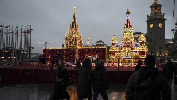 Рекордно топъл декември в Москва: Кокичетата цъфнаха