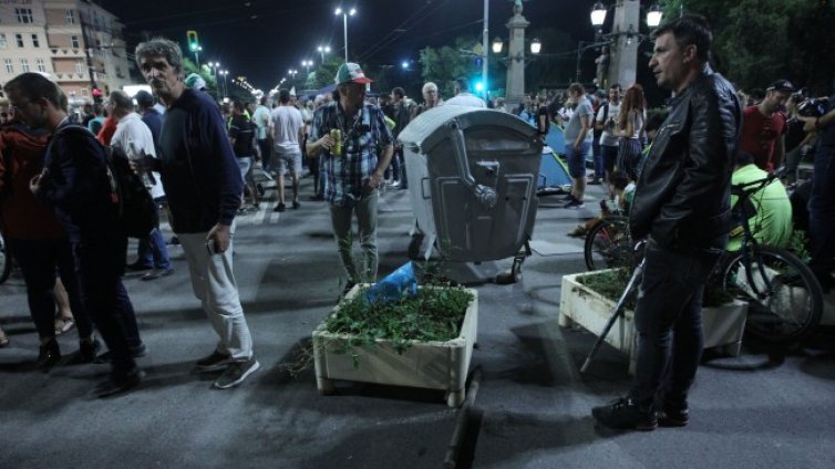 Социолог: Протестът недостатъчно силен, кабинетът недостатъчно уверен