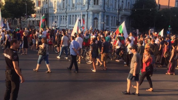 Без пътни блокади на протеста във Варна 