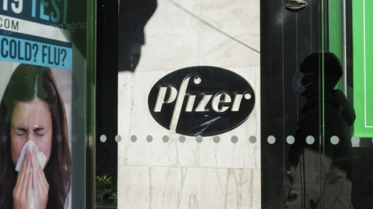 Ваксината на Pfizer неефективна срещу южноафриканския щам?