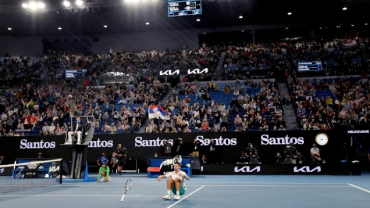 Australian Open ще се играе пред пълни трибуни