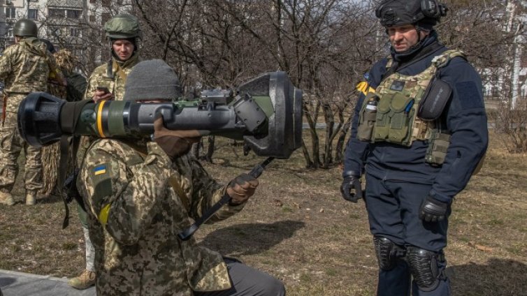 Войната в Украйна - манна небесна за американските търговци на оръжие