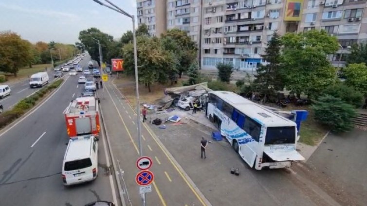 Обявяват ден на траур в Бургас в памет на загиналите полицаи