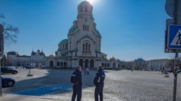 Православната църква почита Александровден 