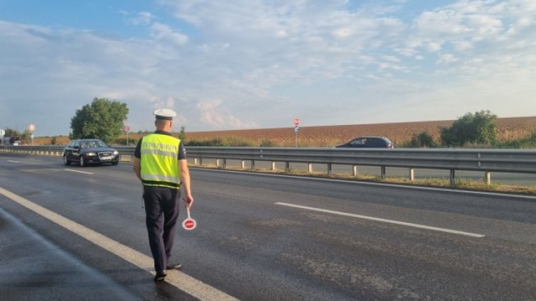 2 години затвор за пияния водач, карал в насрещното на "Тракия"