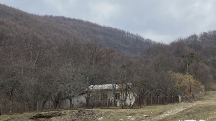 Закопчаха пастира, който алармира за мними бедстващи