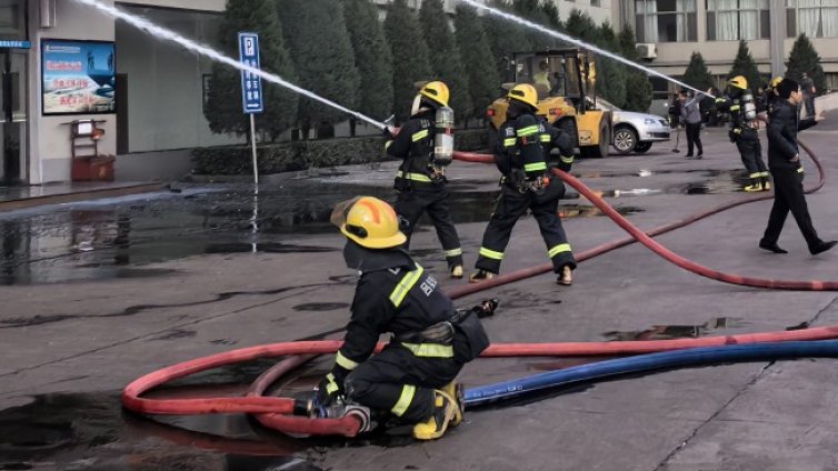 Tри жертви при пожар на болница в покрайнините на Рим