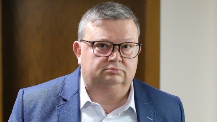 Сотир Цацаров отрече да е познавал Мартин Божанов 