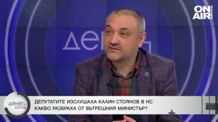 Проф. Чорбанов: Две групи хора си вадят кирливите ризи