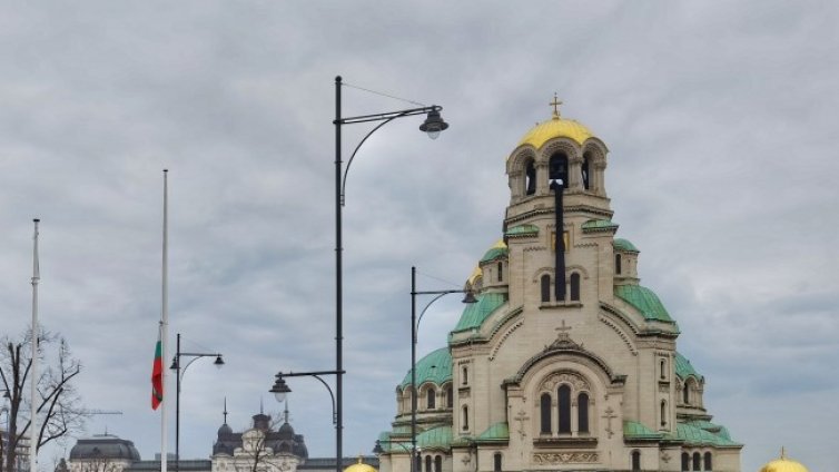 Промени в движението в София заради избора на патриарх