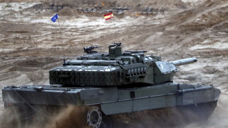 Холандия придобива 46 германски танка Leopard 2A8