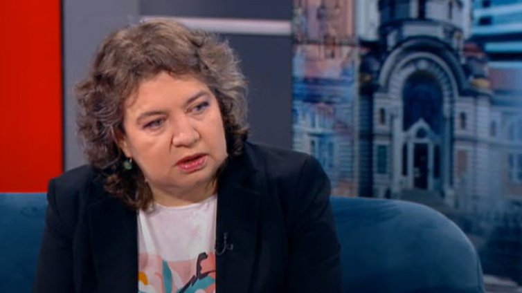 Киселова: Целта ни е да забавим спешното насрочване на нови избори