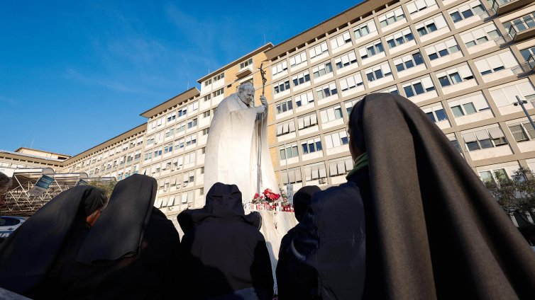 Ватиканът: Папата прекара спокойна нощ