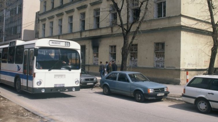 Затягат контрола за застраховка "Злополука" за автобусите