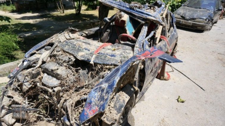 Паркинги в "Аспарухово" станаха автоморги