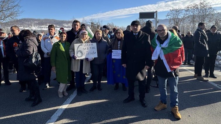 Протести в Ловеч заради прекъснатото електрическо захранване по време на празниците