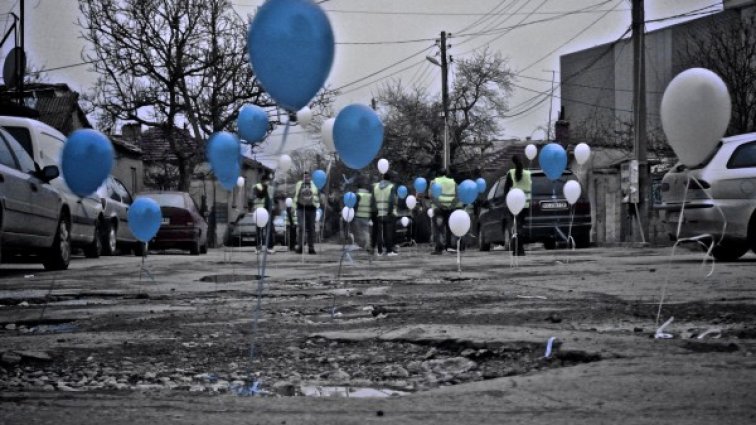 Акция ''Маркирай дупката!'' проведоха във Варна