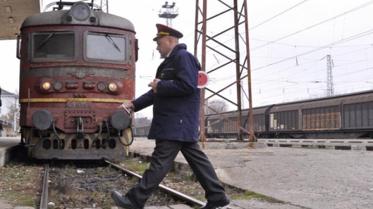 Във влаковете - сауна, 300 хил. за ремонт на климатиците им 