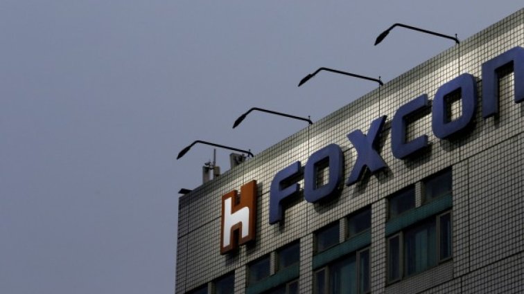 Foxconn е все по-близо до американския си завод