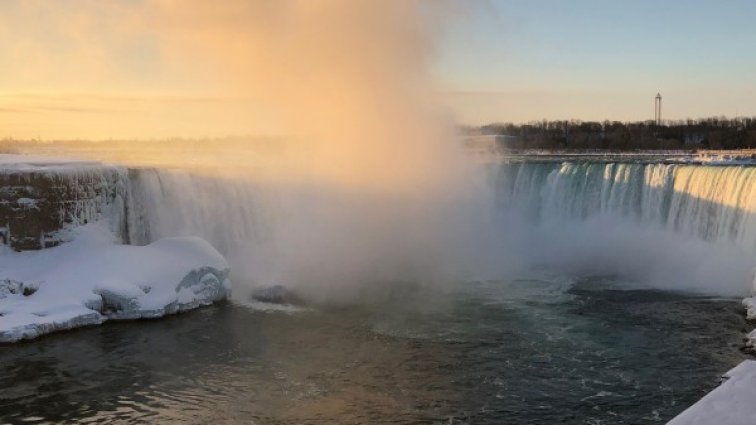 37-годишна българка загина в Ниагарския водопад