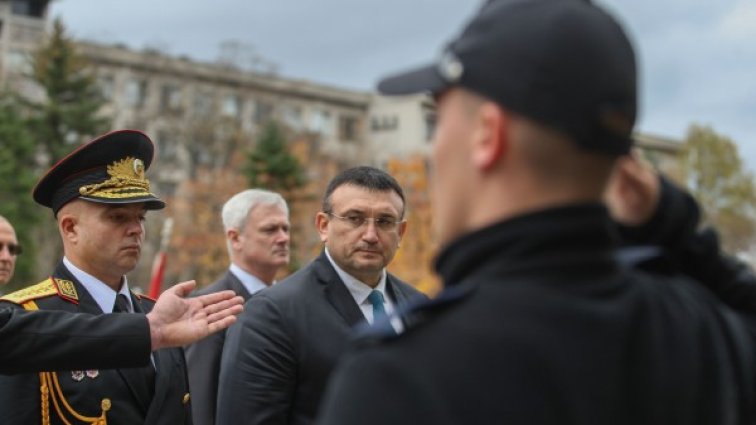 Маринов за избора на Гешев: Нормално е службите да го подкрепят