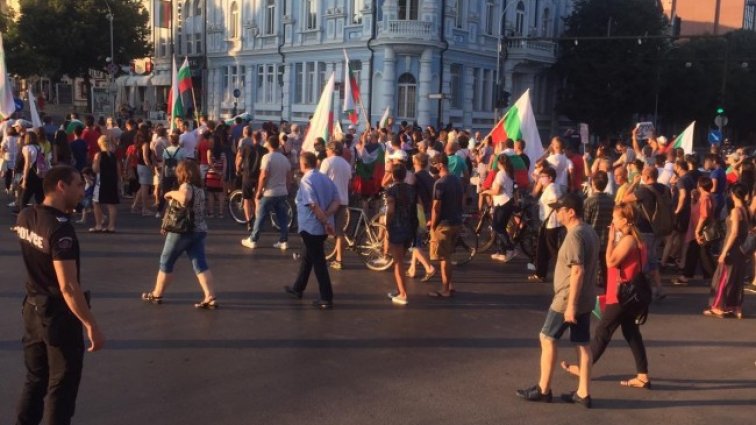 Без пътни блокади на протеста във Варна 