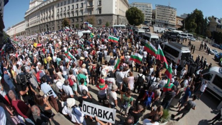 Има неразбиране в управляващите за причините за протест