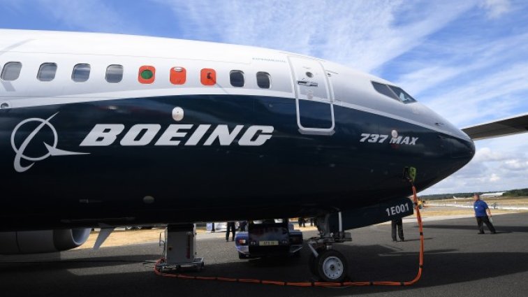 Нови драми с Boeing 737 Max: Електрически проблеми отново го заземиха