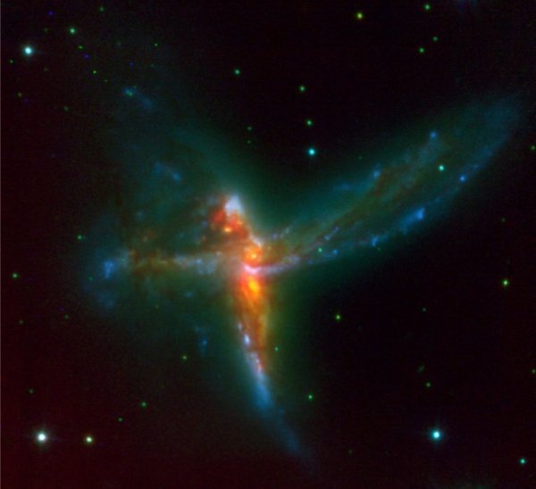 The Tinker Bell Triplet. Снимка: ESO - Very Large Telescope