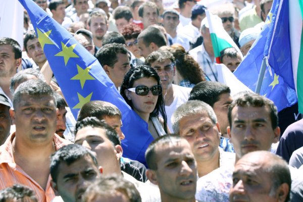 Протестен митинг на площад „Народно събрание“, организиран от търговците на цветни и черни метали. Снимка: БТА