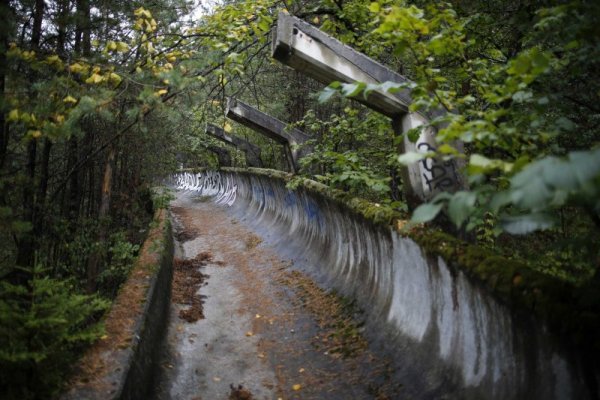 И отново пистата за бобслей в планината Требевич. Снимка: Reuters