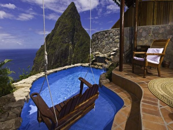 Ladera Resort, Санта Лучия. Чаровният карибски остров е комбинация от  прекрасни плажове, закътани заливи и дъждовни гори. Снимка: ladera.com