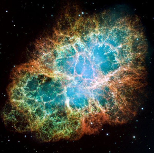 Crab Nebula е остатък от супернова, това, което е останало от една огромна звездна експлозия. Снимка: НАСА