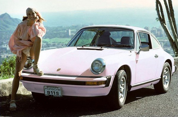 Мерилин Ландж и Porshe 911, 1975 г. Снимка: Centerblog