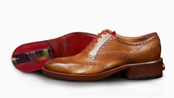 Снимка: oliversweeney.com