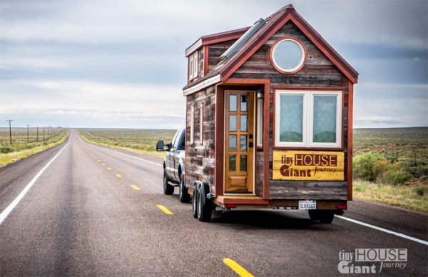 Снимка: Tiny House Giant Journey