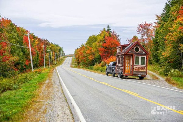 Снимка: Tiny House Giant Journey