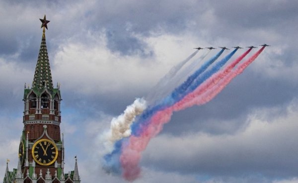 В Москва се проведе репетиция на големия военен парад по случай Деня на победата. Снимка: БГНЕС