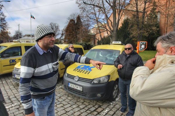 Снимка: Димитър Кьосемарлиев, Dnes.bg