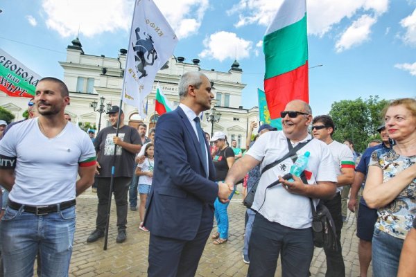 Снимка: Димитър Кьосемарлиев, Dnes.bg