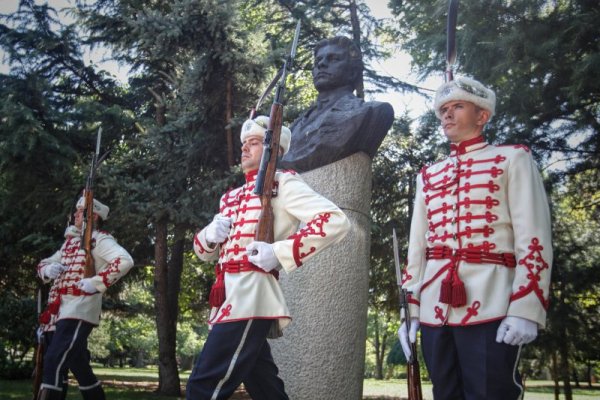 Редица събития се проведоха днес в чест на годишнината от рождението на Васил Левски. Снимка: Димитър Кьосемарлиев, Dnes.bg