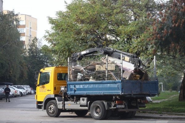 Столичната община визуализира графиците за сметосъбиране и сметоизвозване на различните видове отпадъци за всеки един от районите си. Акцент е поставен върху графиците за извозване на едрогабаритни отпадъци за всеки район и подрайон, а за максимално улеснение е предложено и обозначение върху карта. Снимка: БГНЕС